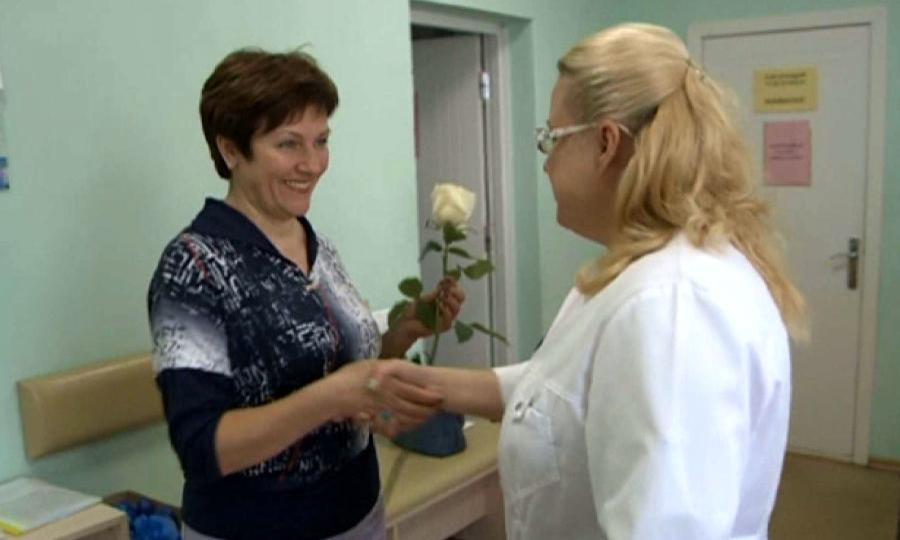 Участницы областного женского форума смогли проверить своё здоровье в Центре «Белая роза»