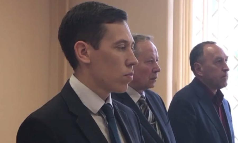 Два года условно получил сегодня глава Шенкурского района Виктор Парфёнов за превышение должностных полномочий
